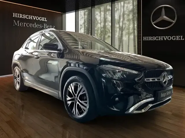 Mercedes-Benz GLA 180