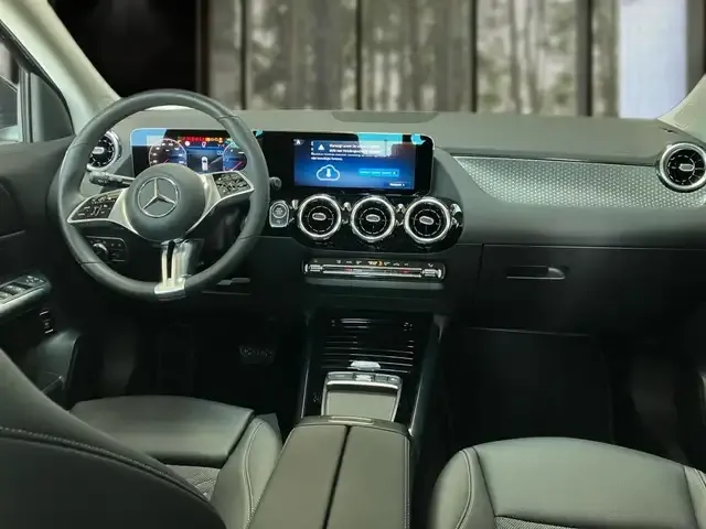 Mercedes-Benz GLA 180