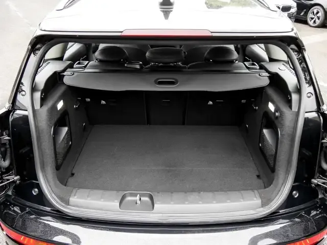 MINI Cooper Clubman
