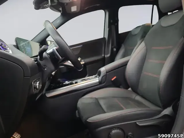 Mercedes-Benz GLA 220
