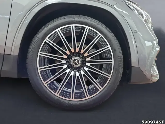 Mercedes-Benz GLA 220