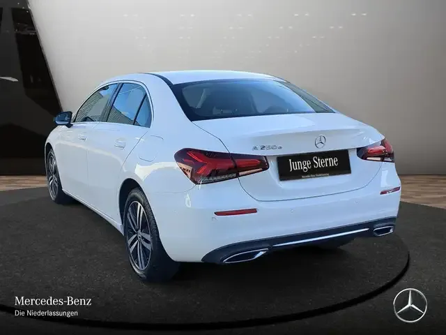 Mercedes-Benz A 250