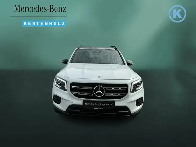 Mercedes-Benz GLB 220