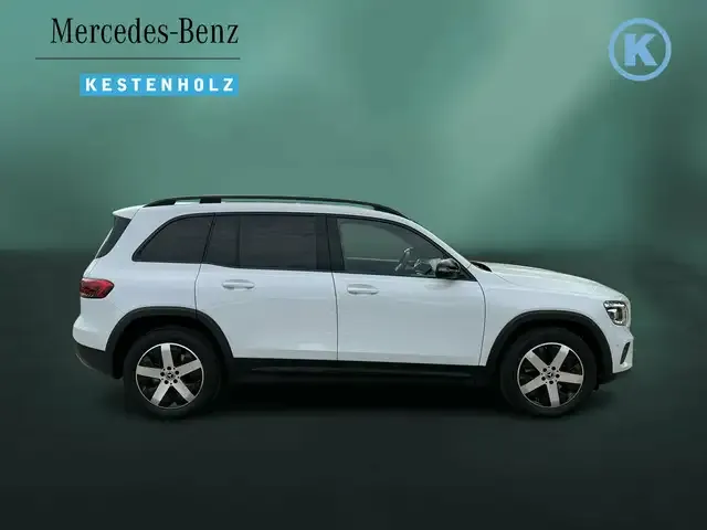Mercedes-Benz GLB 220