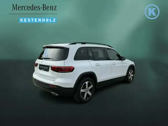 Mercedes-Benz GLB 220