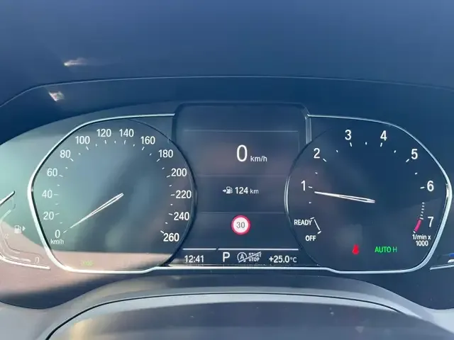 BMW 220