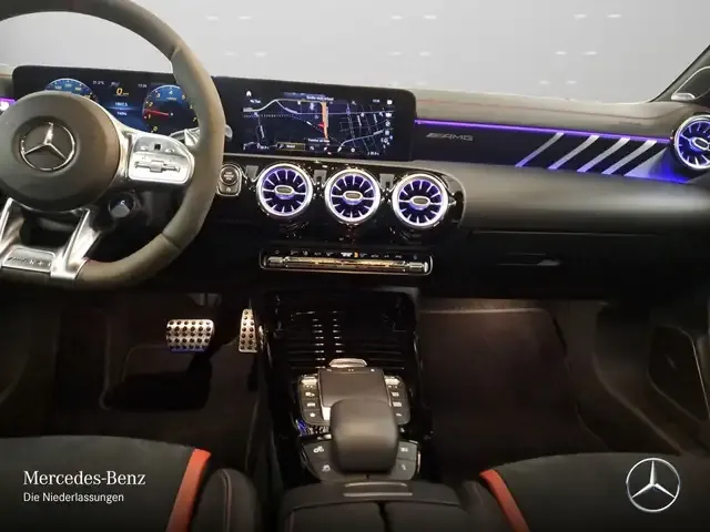 Mercedes-Benz CLA 45 AMG