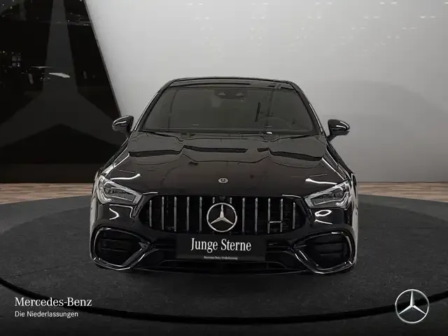Mercedes-Benz CLA 45 AMG