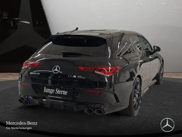 Mercedes-Benz CLA 45 AMG