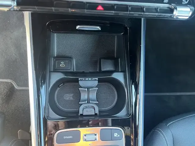 Mercedes-Benz EQB 300