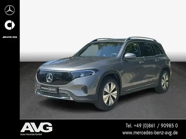 Mercedes-Benz EQB 300