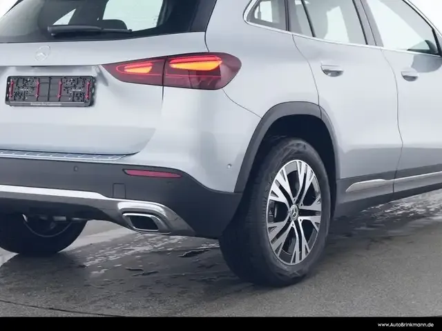 Mercedes-Benz GLA 180