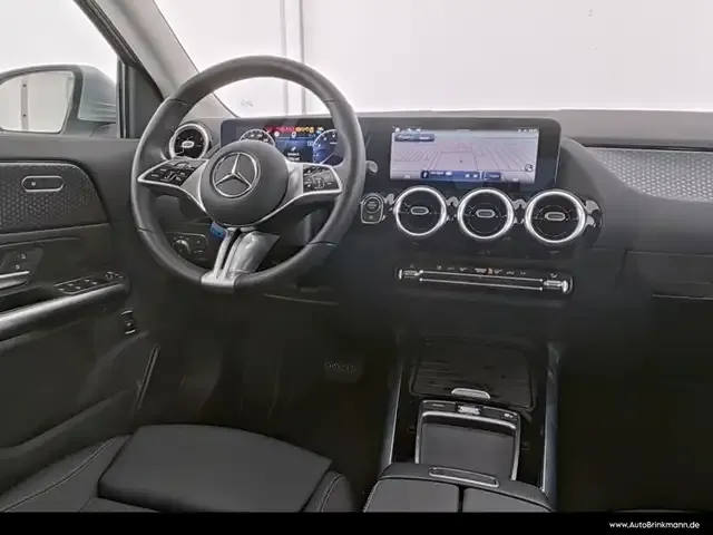Mercedes-Benz GLA 180