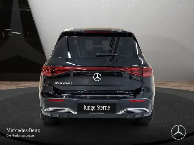 Mercedes-Benz EQB 250