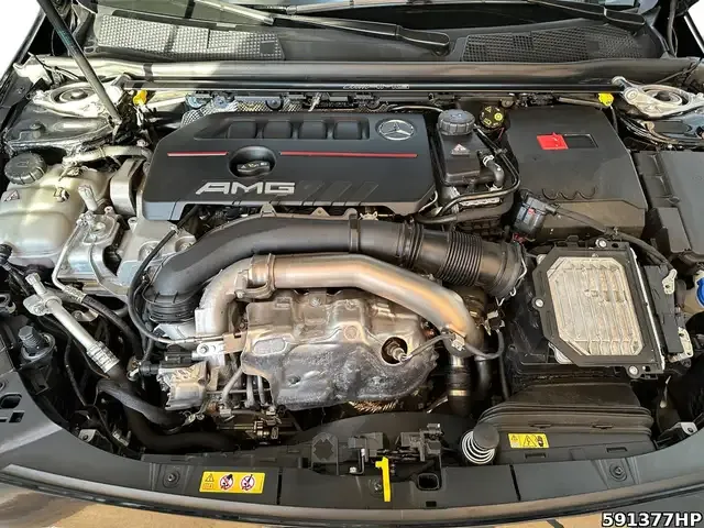 Mercedes-Benz CLA 35 AMG