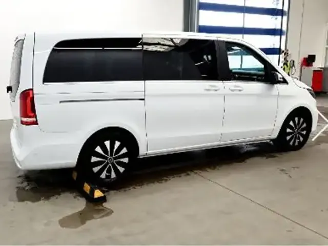 Mercedes-Benz EQV 300