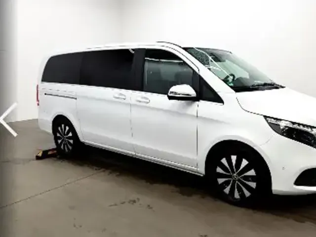 Mercedes-Benz EQV 300