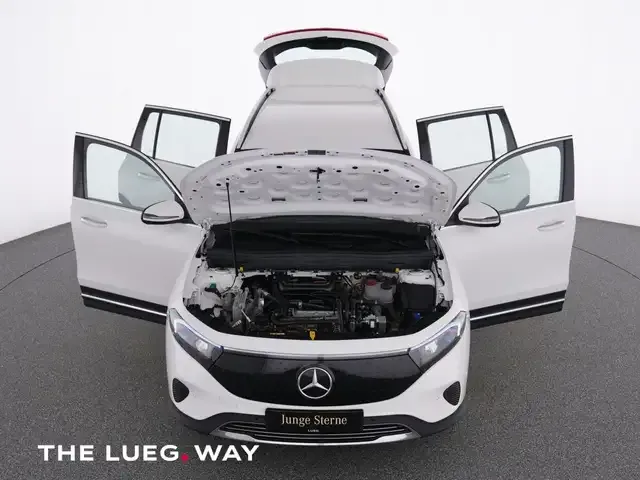 Mercedes-Benz EQB 300