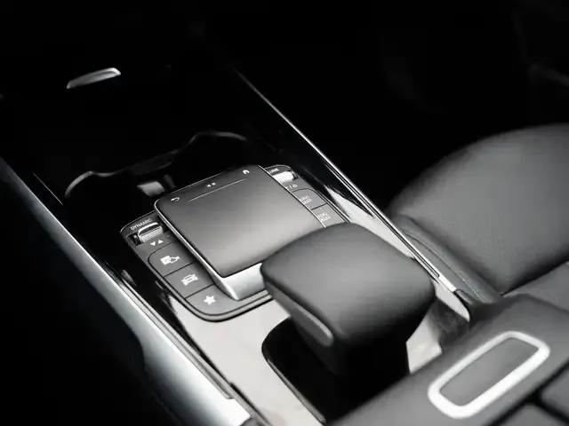 Mercedes-Benz GLB 250