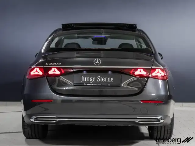 Mercedes-Benz E 220