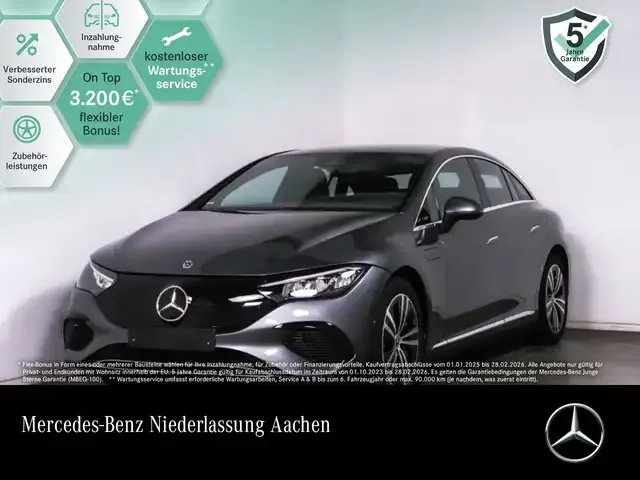 Mercedes-Benz EQE 300