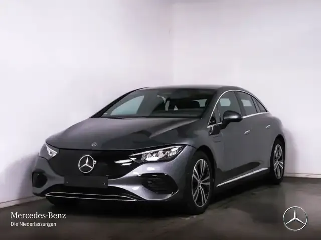 Mercedes-Benz EQE 300
