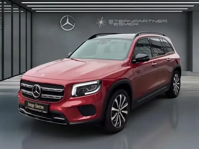 Mercedes-Benz GLB 220