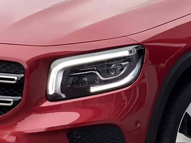 Mercedes-Benz GLB 220