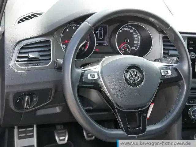 Volkswagen Golf Sportsvan