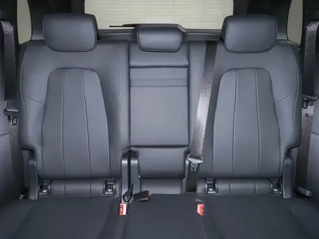 Mercedes-Benz EQB 300