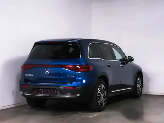 Mercedes-Benz EQB 300