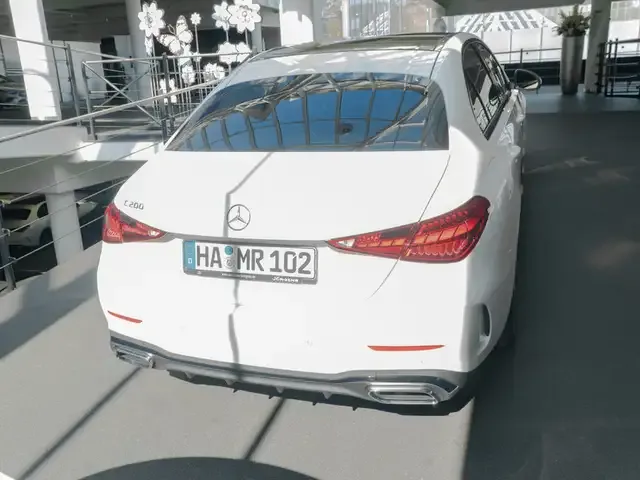 Mercedes-Benz C 200