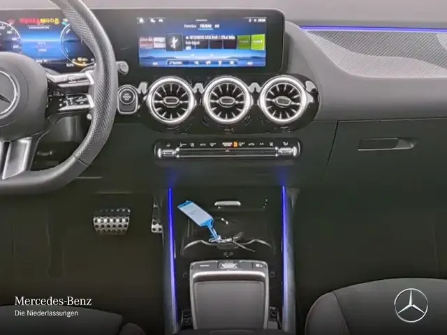 Mercedes-Benz GLA 250