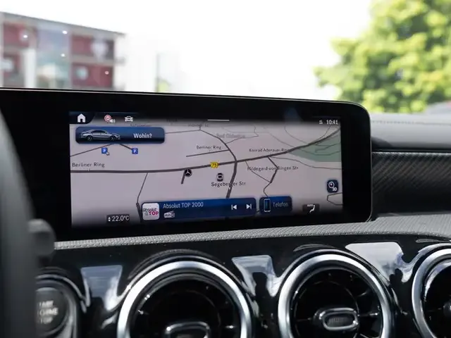 Mercedes-Benz CLA 180