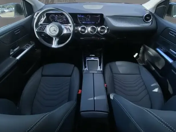 Mercedes-Benz B 220