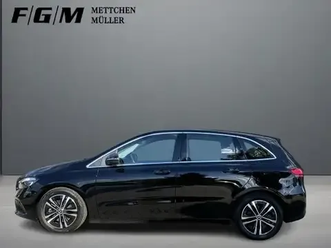 Mercedes-Benz B 220
