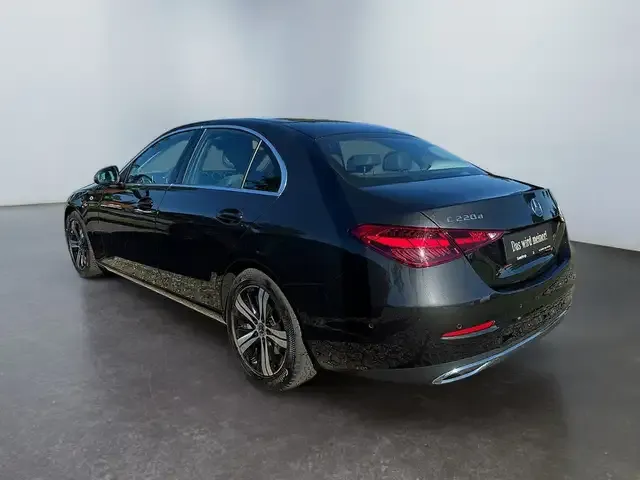 Mercedes-Benz C 220