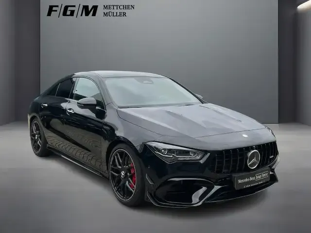 Mercedes-Benz CLA 45 AMG