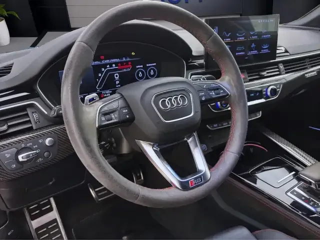 Audi RS5