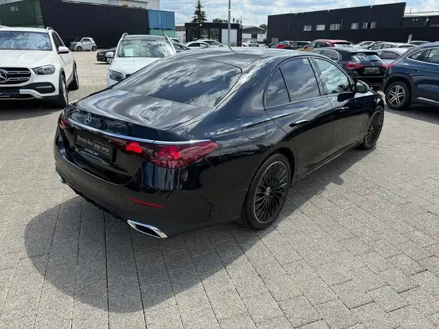 Mercedes-Benz E 220