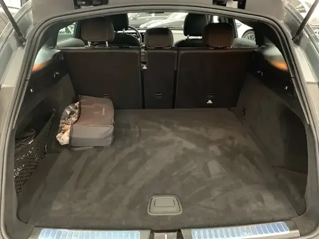 Mercedes-Benz EQC 400