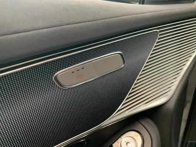 Mercedes-Benz EQC 400