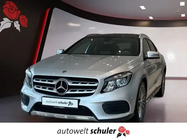 Mercedes-Benz GLA 200