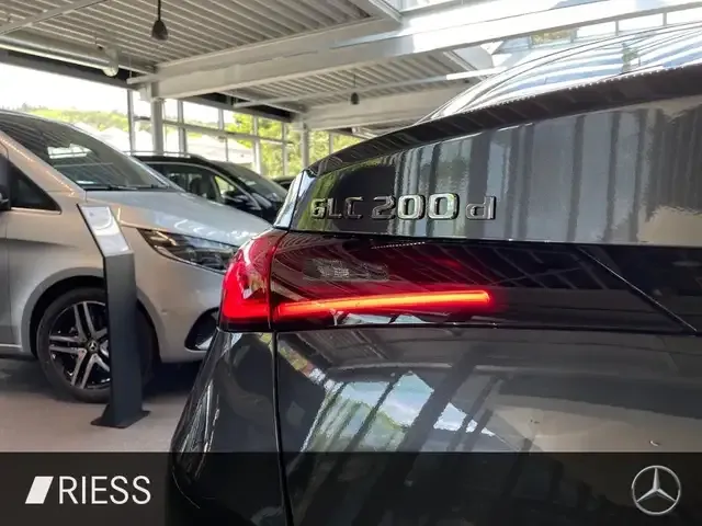 Mercedes-Benz GLC 200