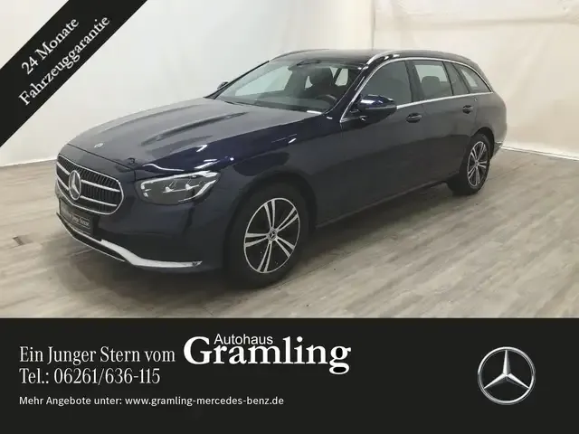 Mercedes-Benz E 220