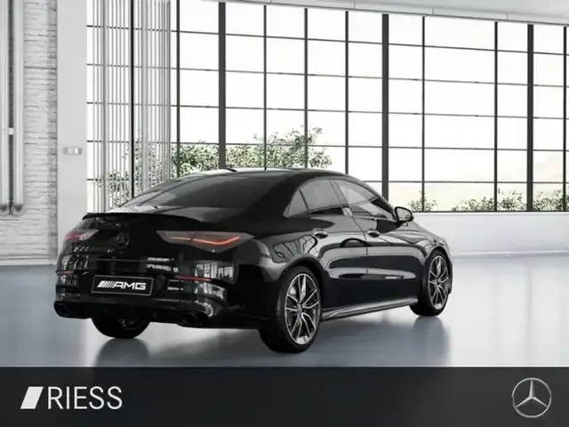 Mercedes-Benz CLA 35 AMG