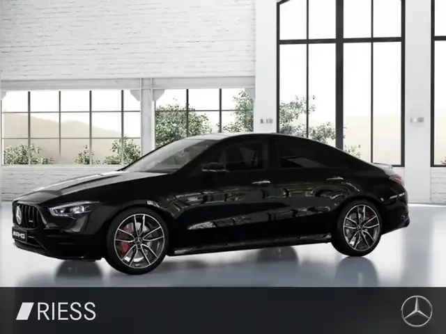 Mercedes-Benz CLA 35 AMG