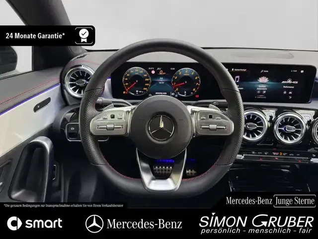 Mercedes-Benz CLA 35 AMG