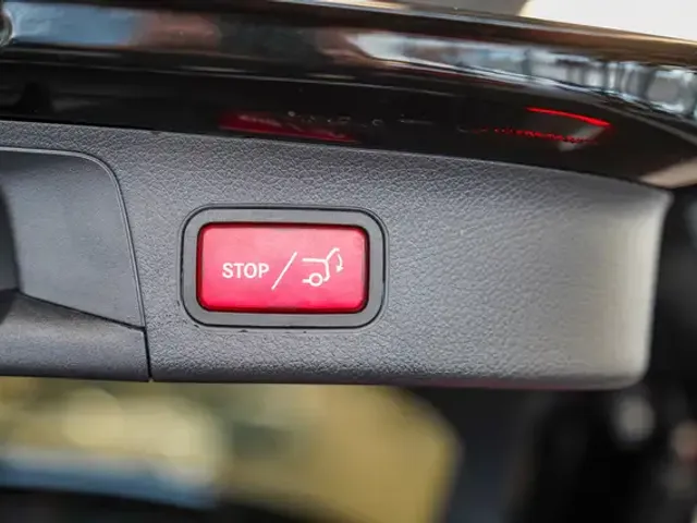 Mercedes-Benz GLA 220