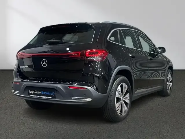 Mercedes-Benz EQA 250
